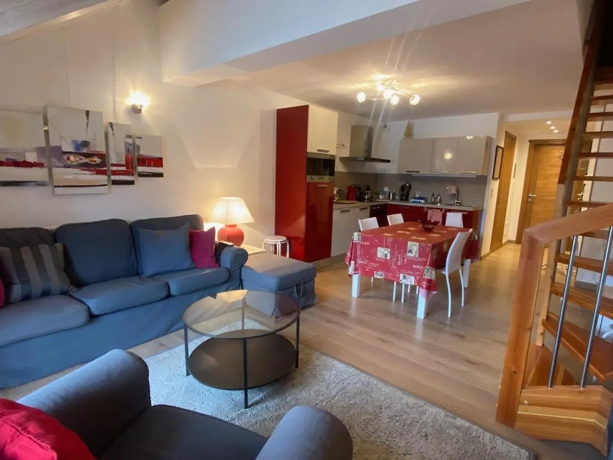 Apartment Superbe Duplex Face Aux Pistes, Sud, 8 Pers, 3 Ch, Balcon, Parking, Proche Commerces - Fr-1-445-198 Montgenevre